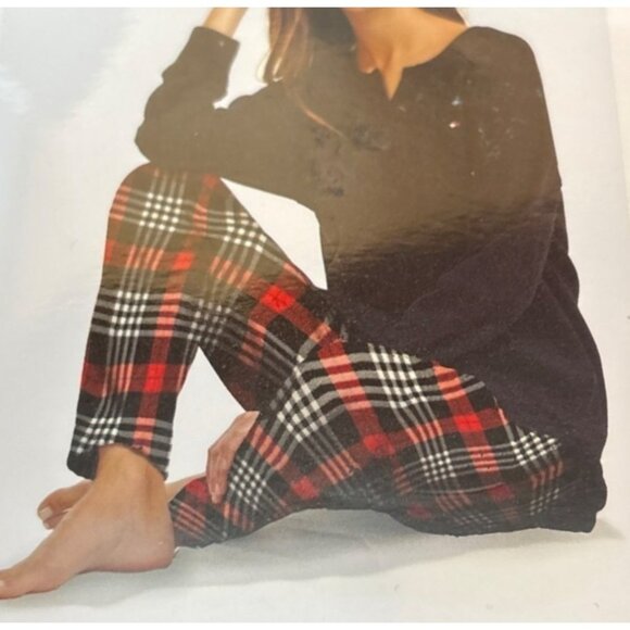 Tommy Hilfiger Pajama Set 2-Piece XS Black & Red Plaid Cotton Blend Sleepwear - Picture 1 of 6